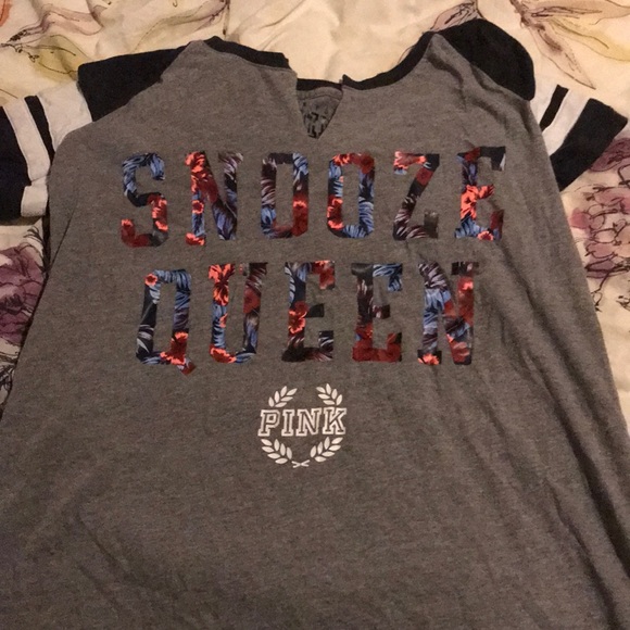 PINK Tee Size medium - Picture 1 of 1